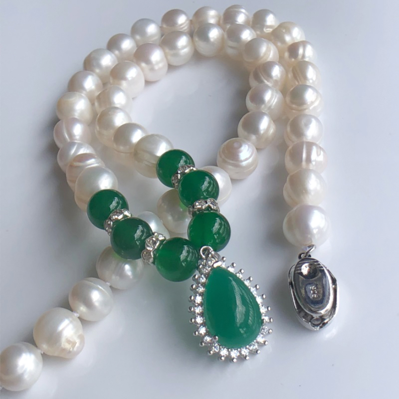 2023 New Classics naturalna pe – Pearl Trim Chain recenzja i cena