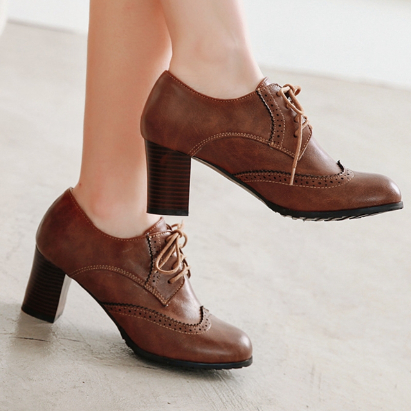 Vintage damskie buty na wysoki – Guipure Lace Panel recenzja i cena