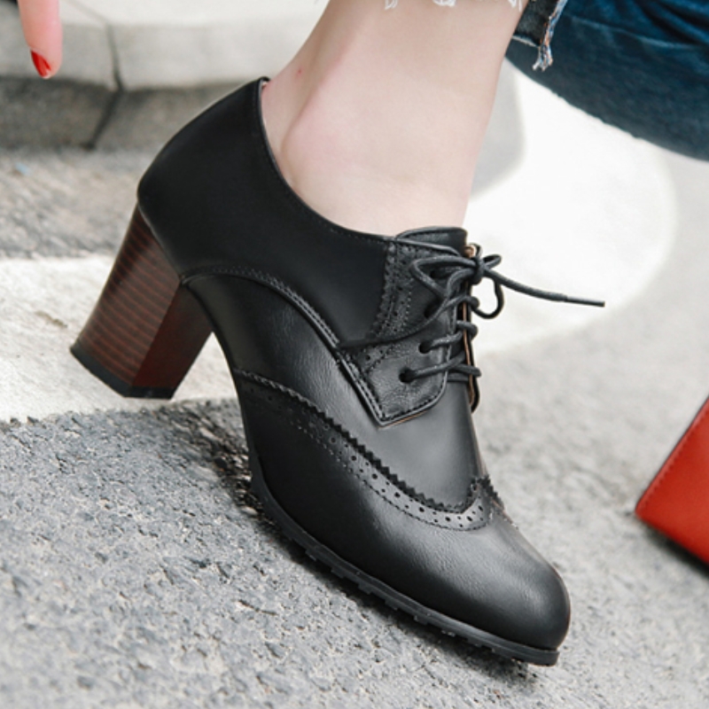 Vintage damskie buty na wysoki – Guipure Lace Panel recenzja i cena